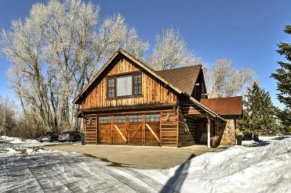 Secluded Luxury Home - 20 Mi to Bridger Bowl Ski! - image 1