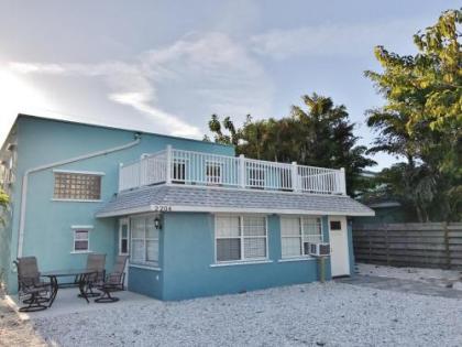 Beach Bungalow - 2204 Unit B - image 4