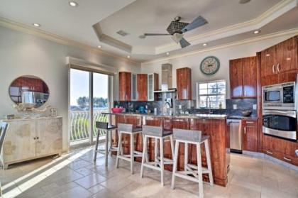 townhome Located 200 Steps to a Locals Only Beach Bradenton Beach