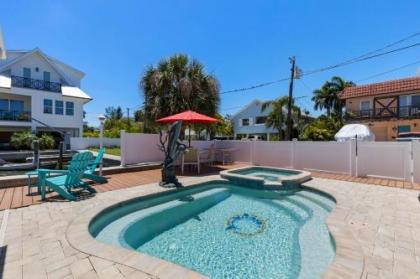 Anna Maria Island - Waterfront Escape - image 4