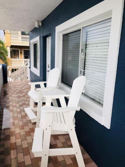 Amazing beach getaway pool condo by the beach - image 16