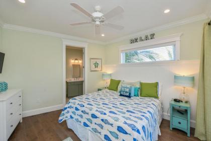 Tropical Hideaway by AMI Locals - image 9