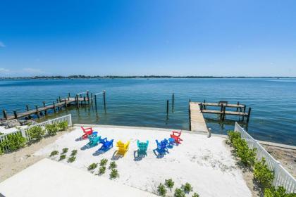Beach to Bay by AmI Locals