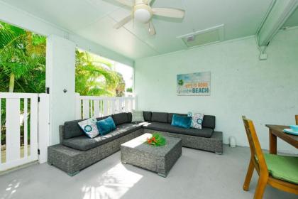 Bimini Breeze by AMI Locals - image 14