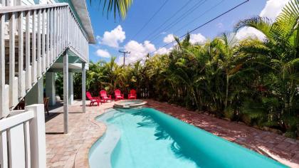 Bimini Breeze by AMI Locals - image 9
