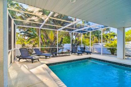 Vibrant Island Home with Pool 1 Block to Beach