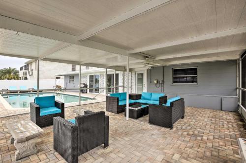 Canal Front Bradenton Home - 2 Miles to Beach - image 2