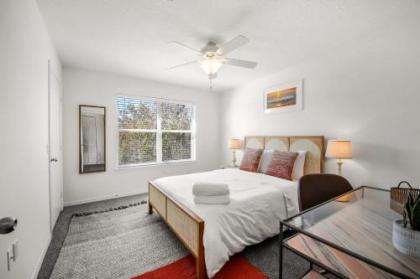 Viagem Amazing 1BR with Balcony Pool Gym Bradenton