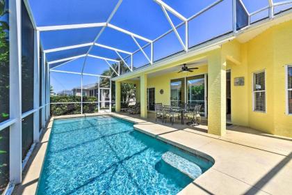 Bright Breezy Bradenton Home 7 mi to Beach Bradenton