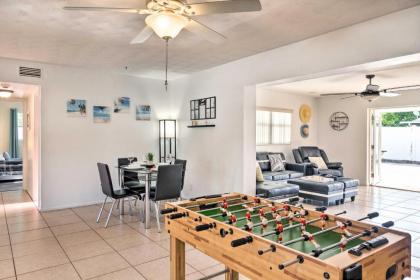 Bright Bradenton Home with Games 6 Mi to Beach - image 10