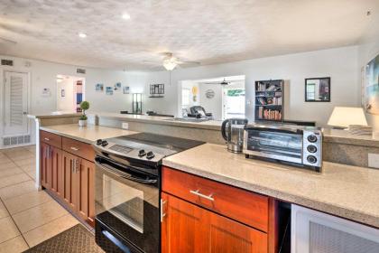 Bright Bradenton Home with Games 6 Mi to Beach - image 14