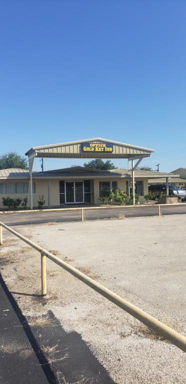 Gold Key Inn - main image