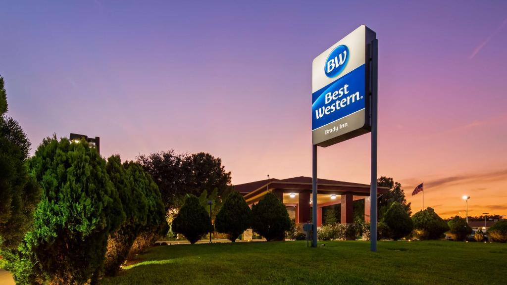 Best Western Brady Inn - main image