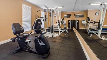 Best Western Brady Inn - image 6