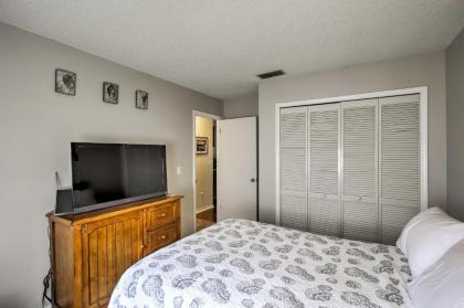 Lakefront Brandon Home with Patio and Screened Lanai! - image 8