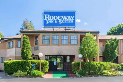 Rodeway Inn  Suites Branford   Guilford