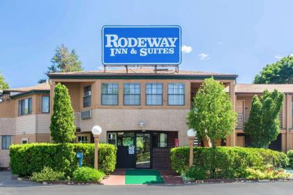 Rodeway Inn  Suites Branford   Guilford Connecticut