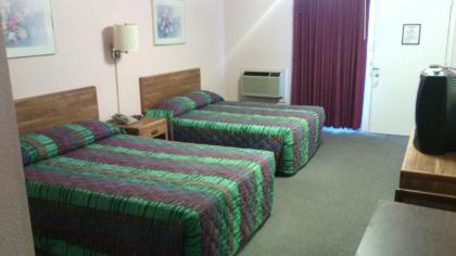 Mountain Country Motor Inn - image 13