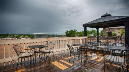 Best Western Plus Landing View Inn & Suites - image 2