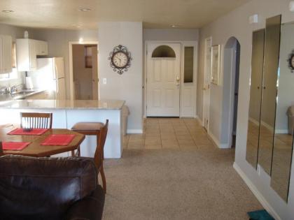 Grant's Condo in The Greens - image 4