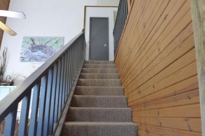 Woods End 2BDR Cabin - image 14