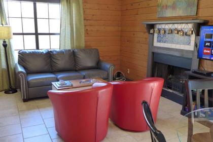Woods End 2BDR Cabin - image 4