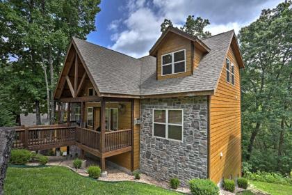 Elegant Branson Home Less Than 2 Mi to Silver Dollar City!