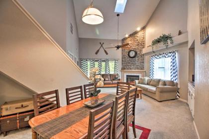 Condo with Pool Access - 5 Mins to Table Rock Lake!