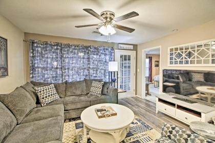 Updated Branson Condo Situated on Lake Taneycomo! - image 4