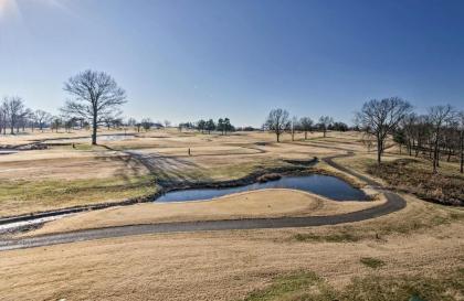 Family-Friendly Branson Condo with Outdoor Pool! - image 15