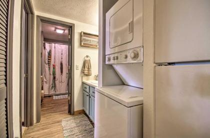 Charming Branson Getaway with Fireplace and Porch - image 8