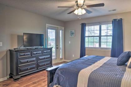 Modern Branson Condo with 2 Pools 1 Mi to The Strip - image 5