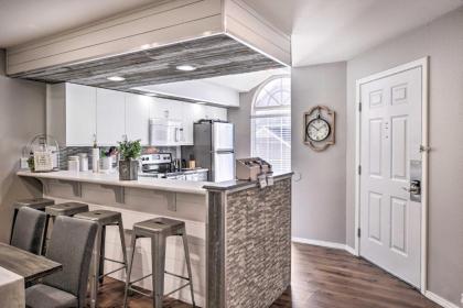 Modern Branson Escape with Lake Taneycomo Views - image 8