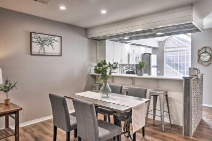 Modern Branson Escape with Lake Taneycomo Views - image 9