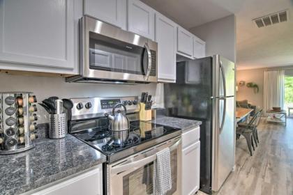 Apartment and Patio 4 Mi to Silver Dollar City - image 10