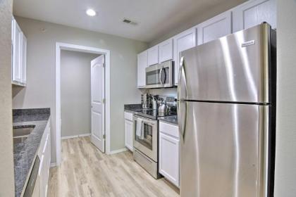 Apartment and Patio 4 Mi to Silver Dollar City - image 11