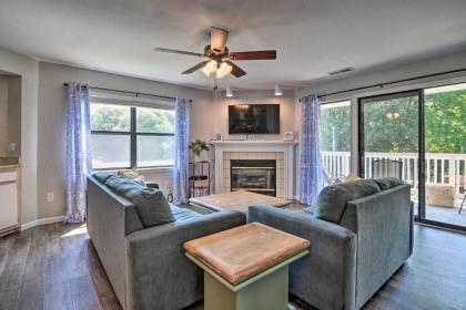 Family-Friendly Branson Condo with Lake Access! - image 7