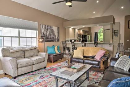 Panoramic Condo with Resort Amenities and Marina Views - image 11