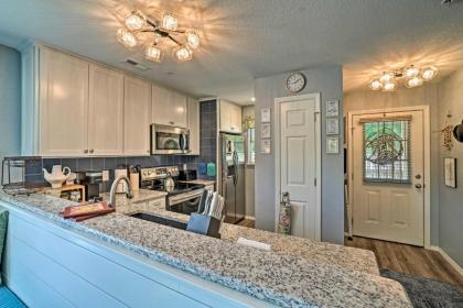 Music-Themed Branson Condo 7 Mi to The Strip - image 10