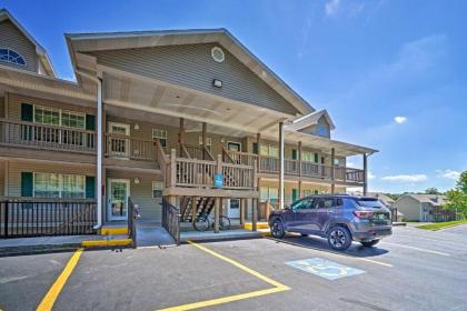Music-Themed Branson Condo 7 Mi to The Strip - image 2