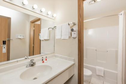 Days Inn by Wyndham Atlantic - image 3