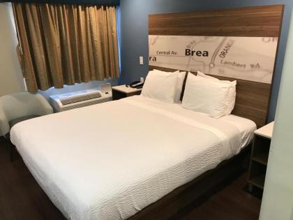 Hyland Motel Brea - image 11
