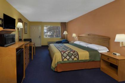 Super 8 by Wyndham Breaux Bridge - image 5