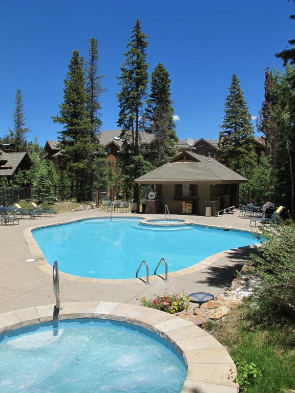 Mountain Thunder Lodge - image 5