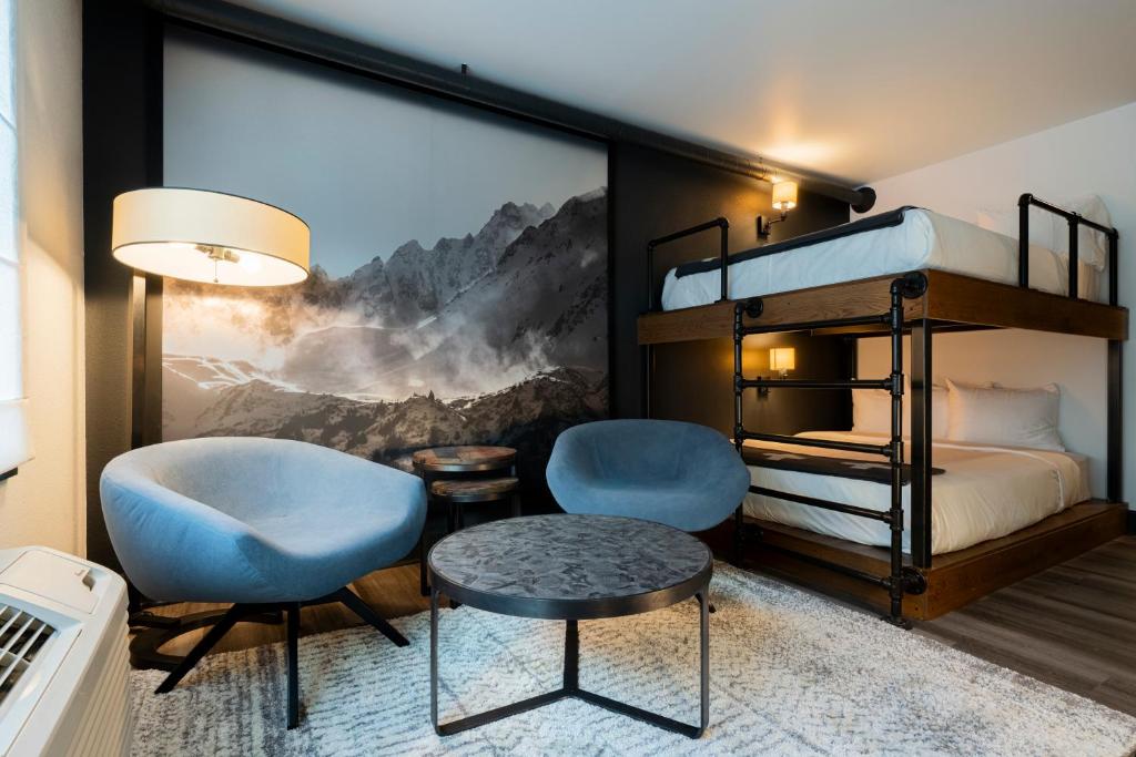 Gravity Haus - main image