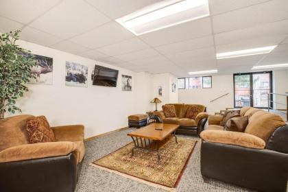 Pine Ridge Condominiums - image 3