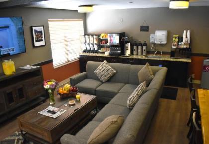 Breck Inn - image 4