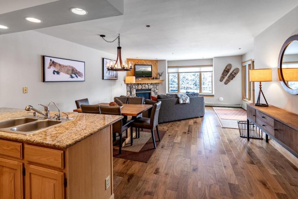 Tyra Chalet 127 - main image