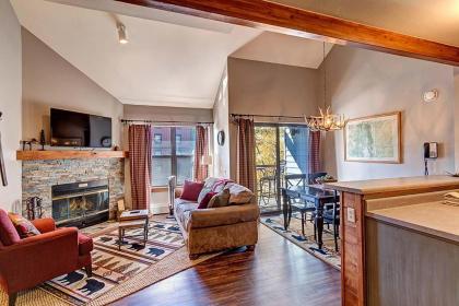 River Mountain Lodge W309