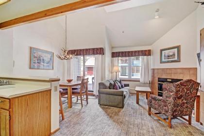 River Mnt Lodge E204